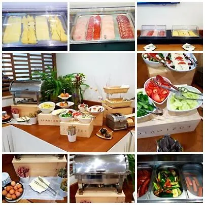 Center Luxury 2 4* ספליט