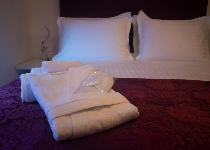 Center Luxury 2